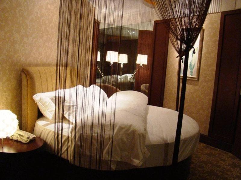 Linjiang Hotel Shanghai Room photo